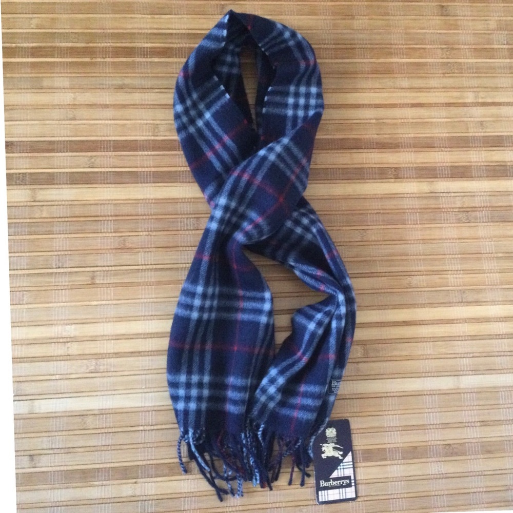 Vintage NWT Burberrys of London Lambswool Scarf - Picture 6 of 7